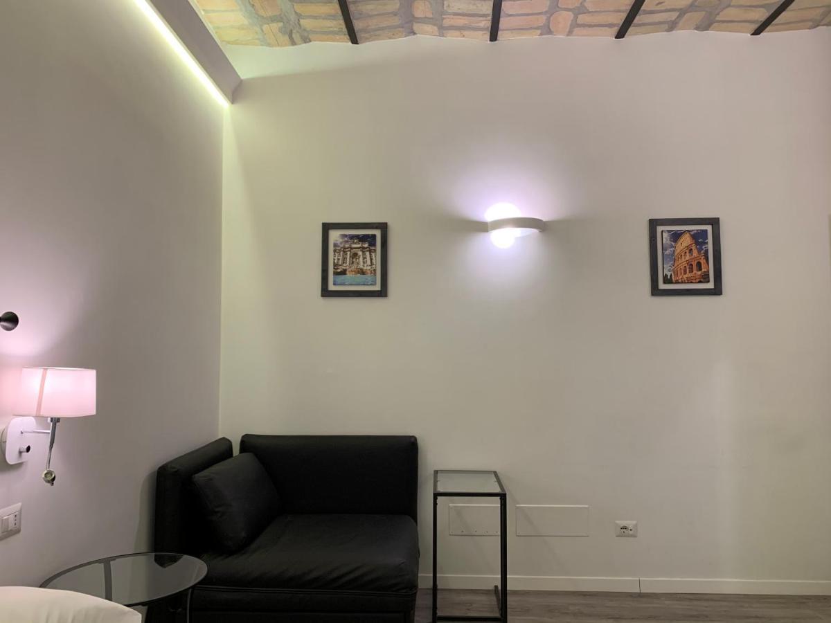 Luxury Rooms Near Colosseum Rom Exterior foto