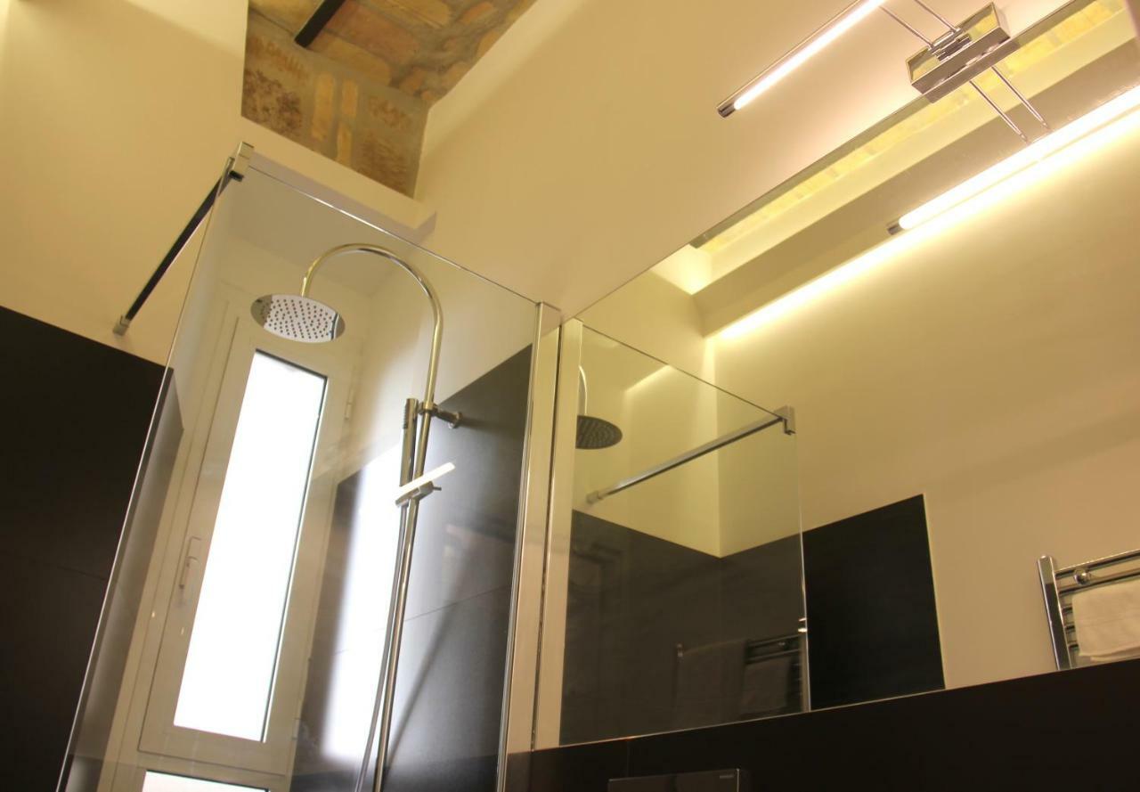 Luxury Rooms Near Colosseum Rom Exterior foto