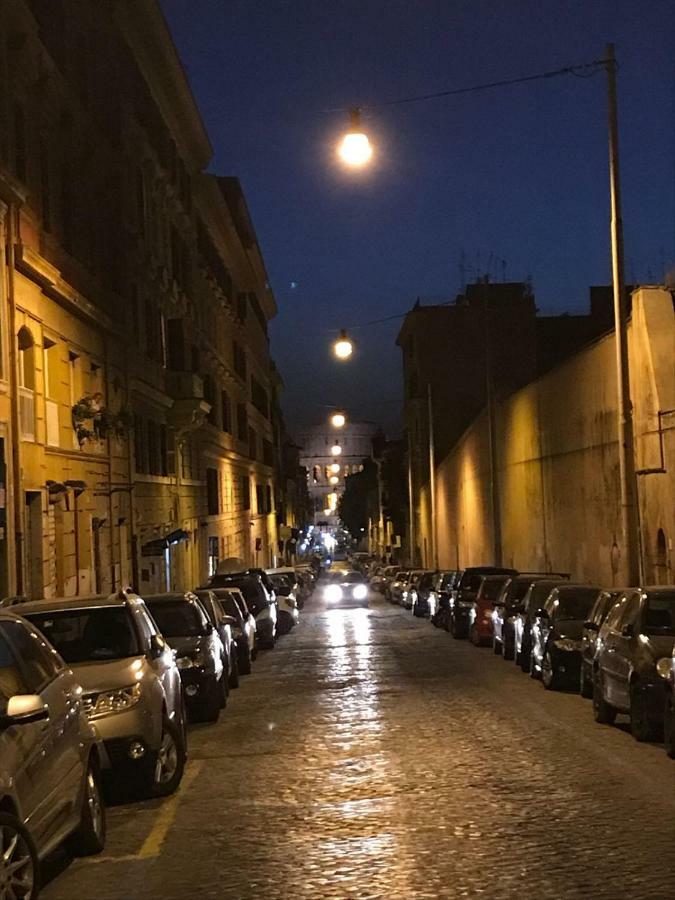 Luxury Rooms Near Colosseum Rom Exterior foto